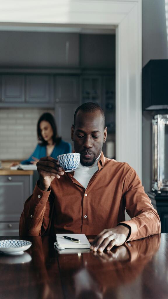 When Love Fades: 15 Real Stories of Couples Who Stayed or Left